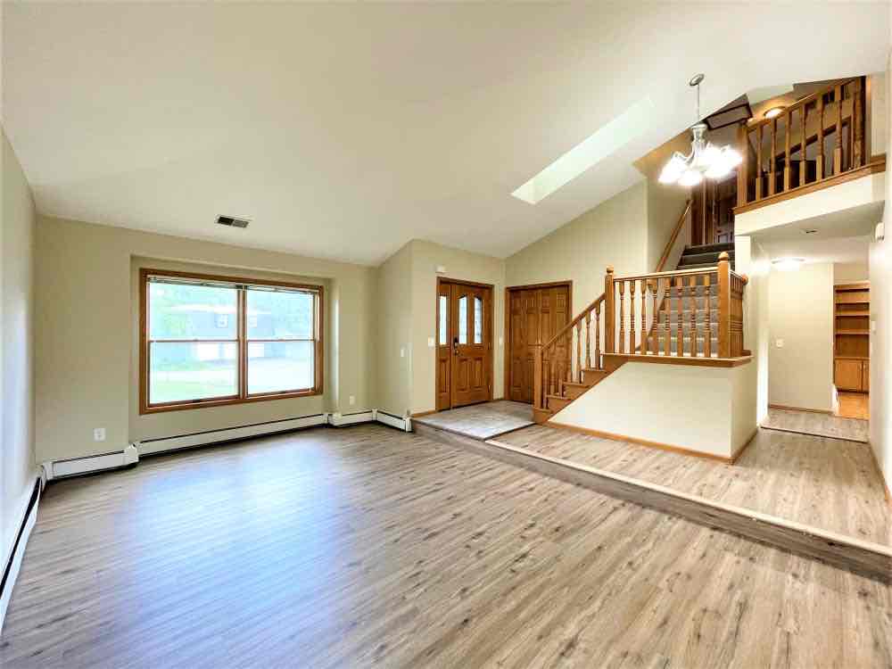 4 bed 3.5 bath