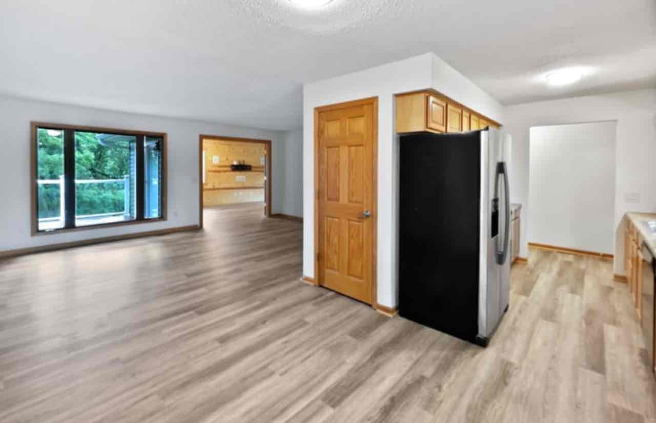 3-beds 2-baths House for Rent