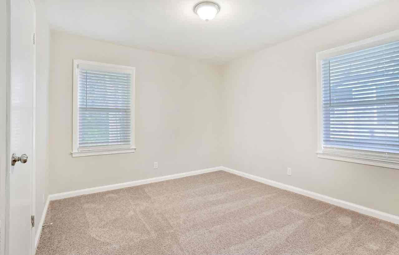Lovely and Adorable House for Rent in  Ousley St
