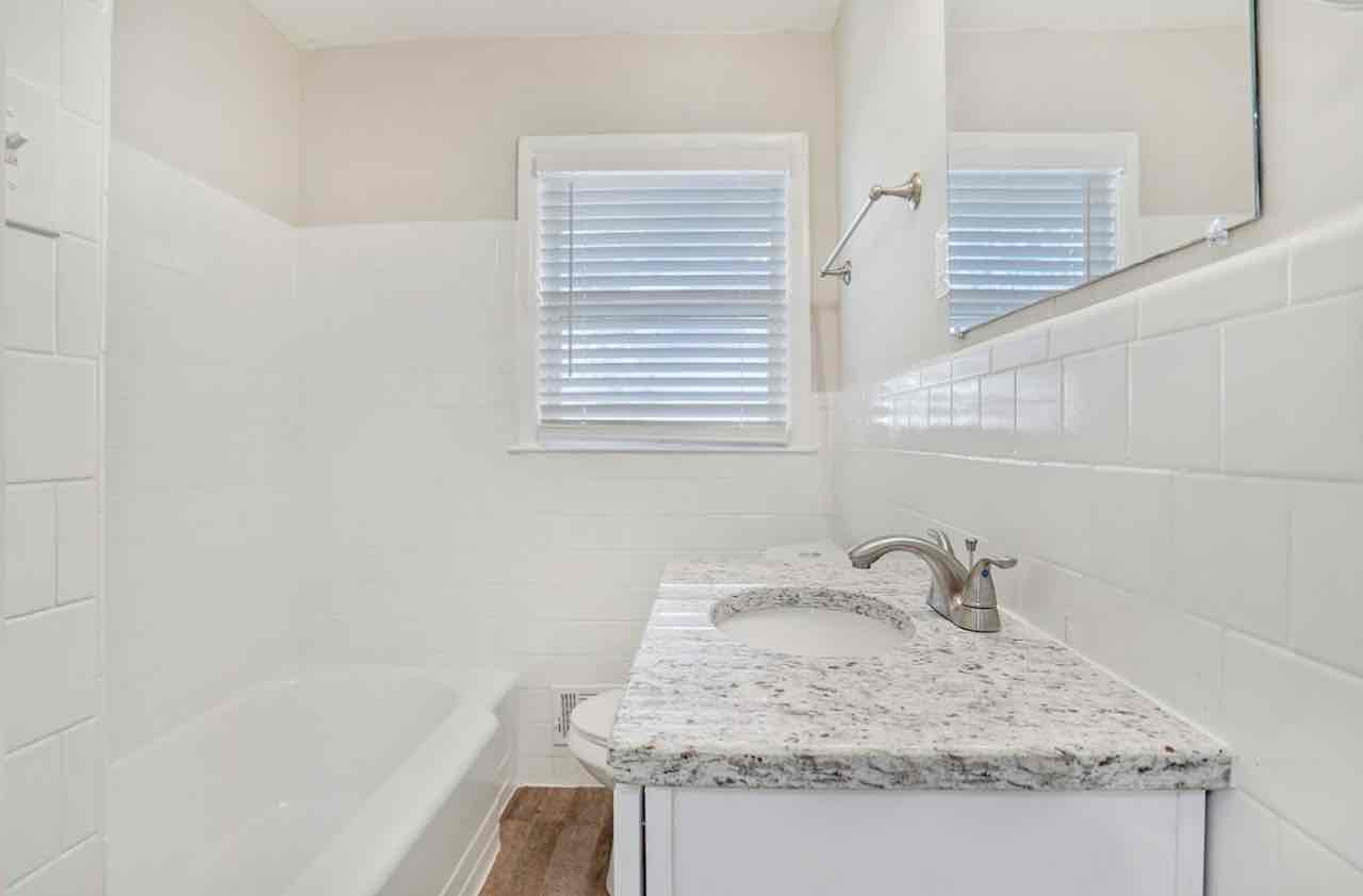 Lovely and Adorable House for Rent in  Ousley St