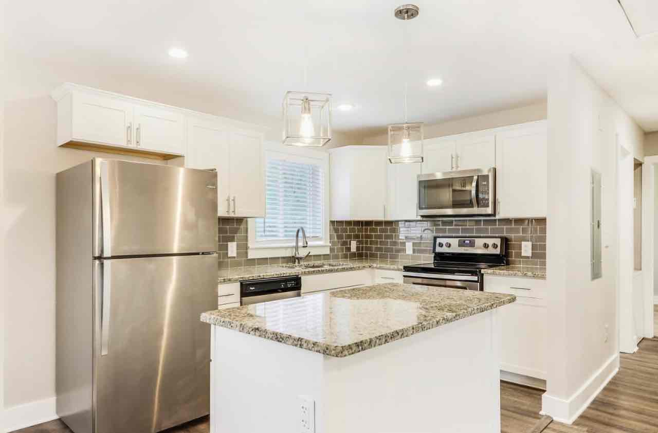 One-unit Spacious and Lovely House for Rent