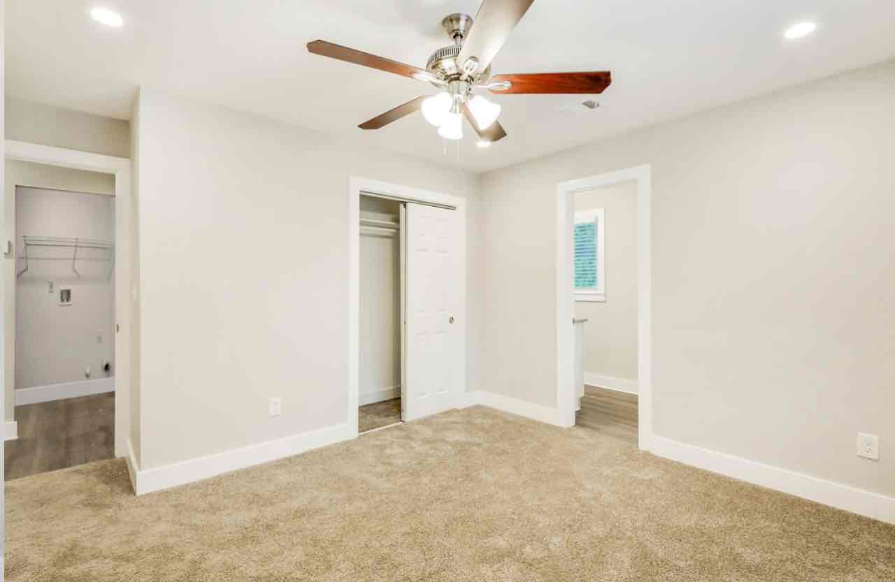 One-unit Spacious and Lovely House for Rent