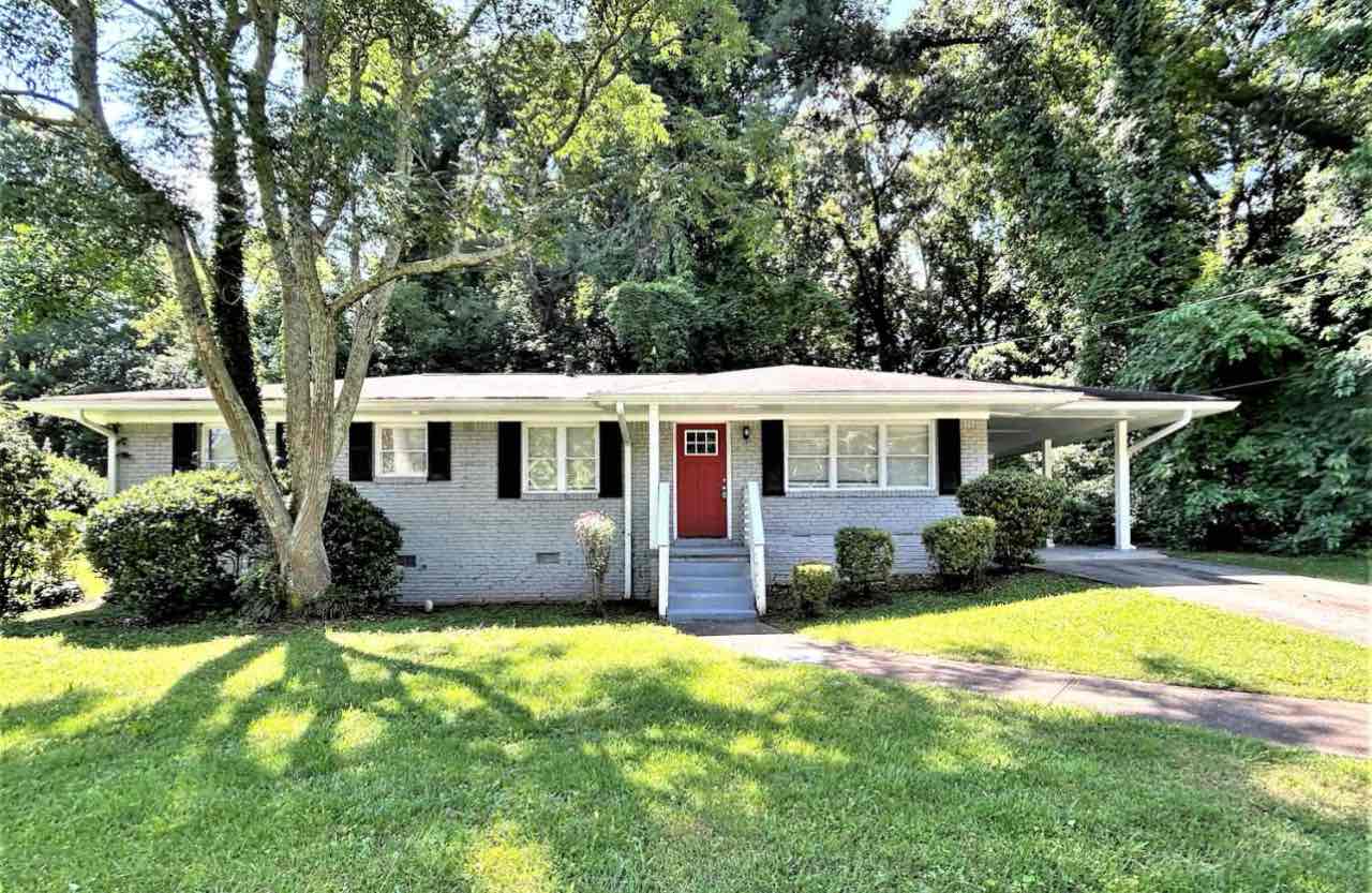 Gorgeous and Elegant Oasis for Lease
