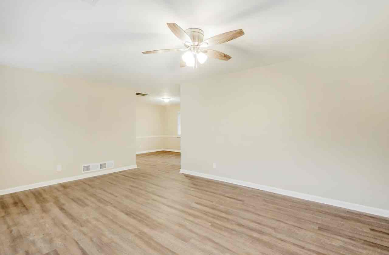 Gorgeous and Elegant Oasis for Lease