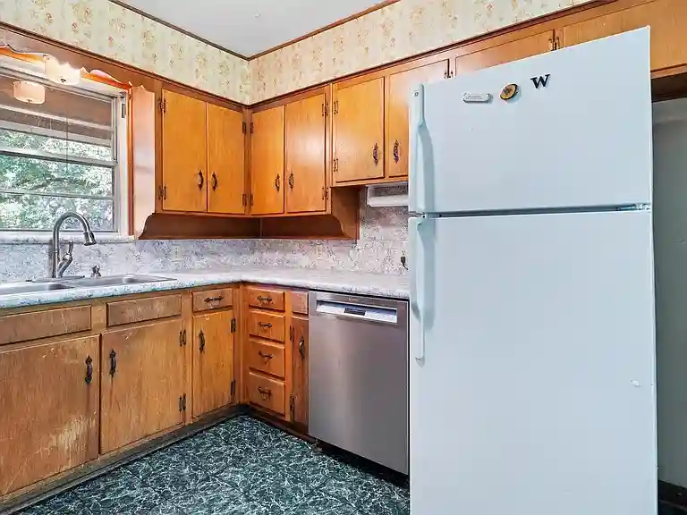 3 bedroom family house for rent