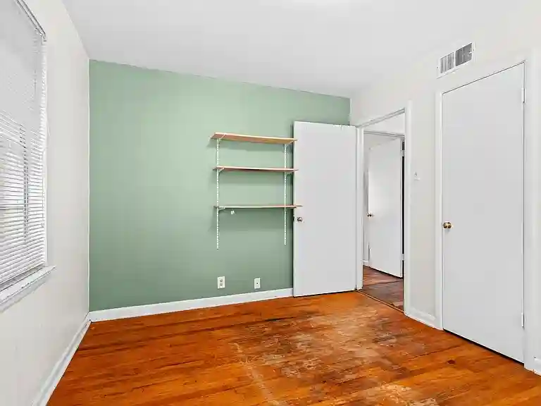 3 bedroom family house for rent