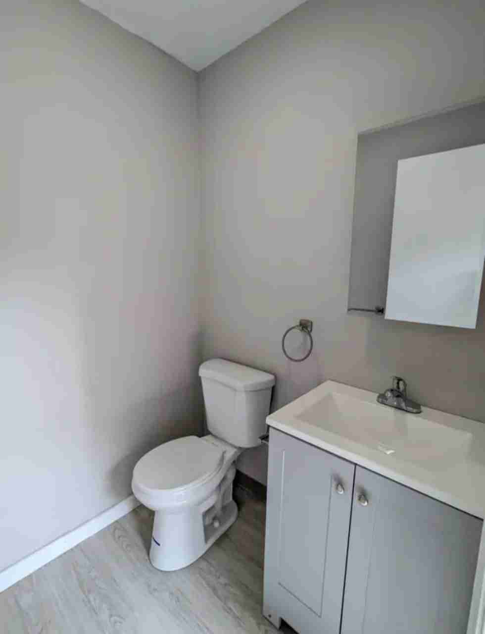2 bed 1 bath
