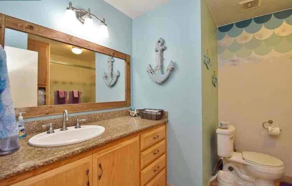 Spacious 3 bedrooms house coming 8/1