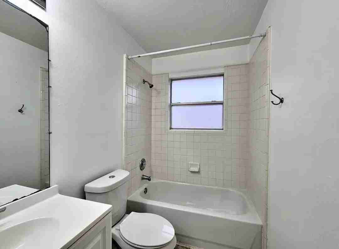 3 bedrooms for rent