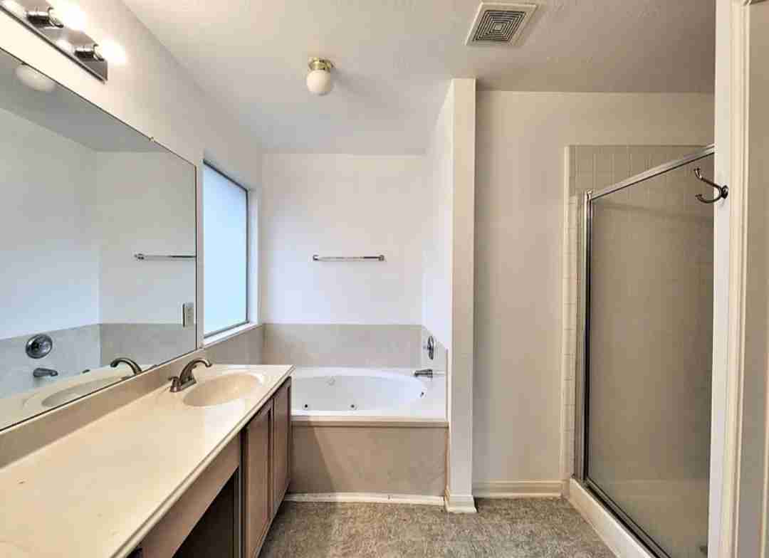 3 bedrooms for rent