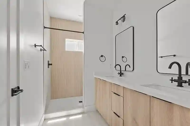 3 bedrooms for rent