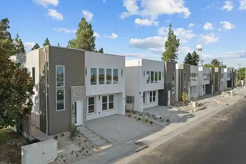 3 bedrooms for rent