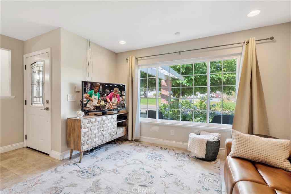 BEAUTIFUL SING FAMILY HOME
