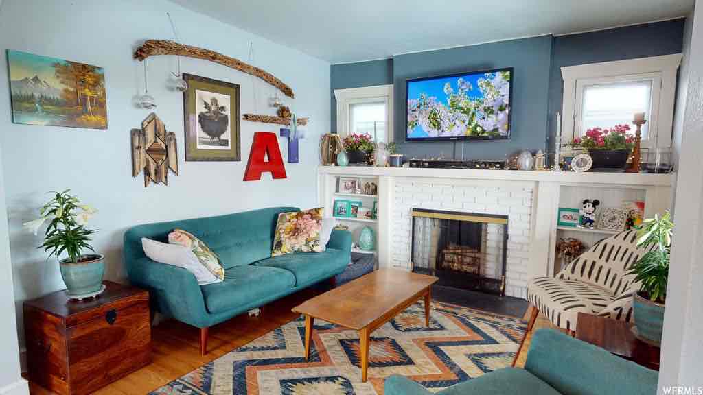 SINGLE FAMILY HOME