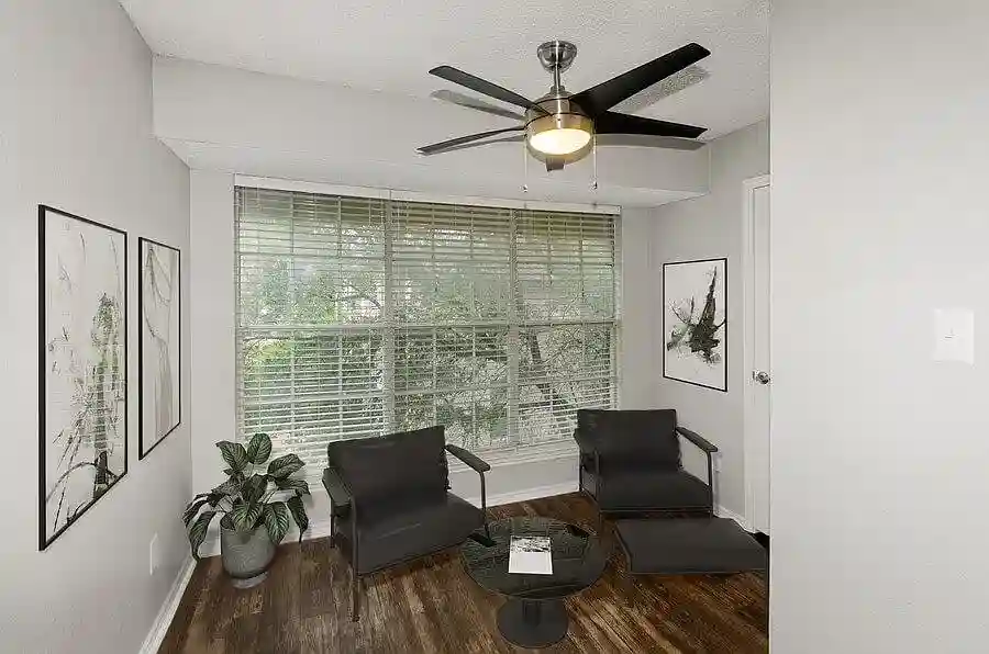 2 bedrooms for rent