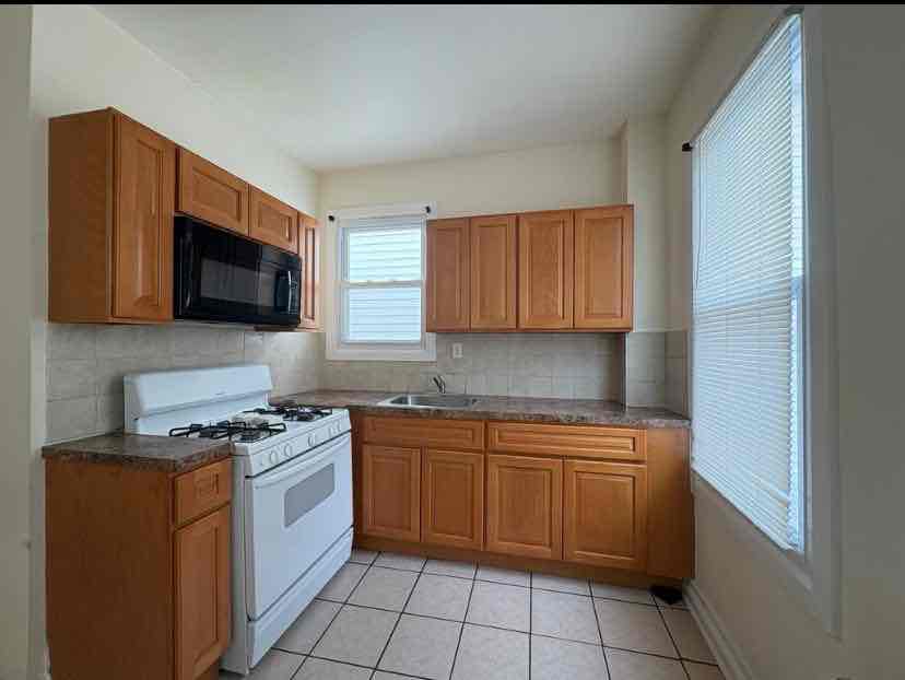 2bed 1bath available now.