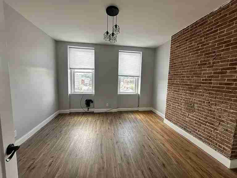 1 Bed 1 Bart for rent
