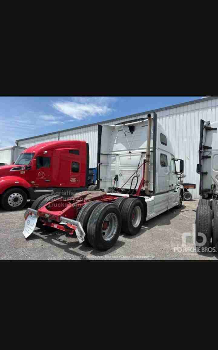 Volvo VNL
