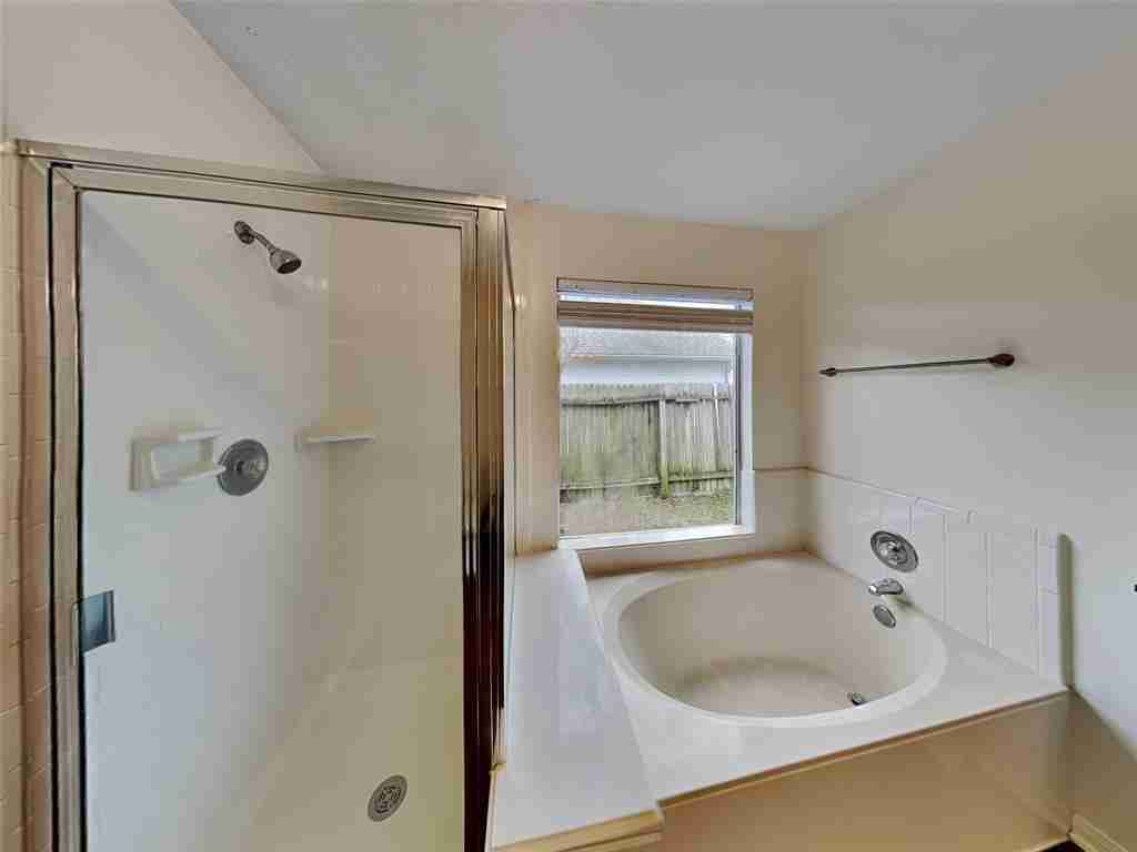 3 bed 2 bath single family home