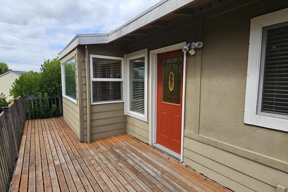 Discover urban living at its finest in this stylish 3-bedroom, 2-bathroom house 1136 N Fir St, Tacoma, WA, 98406