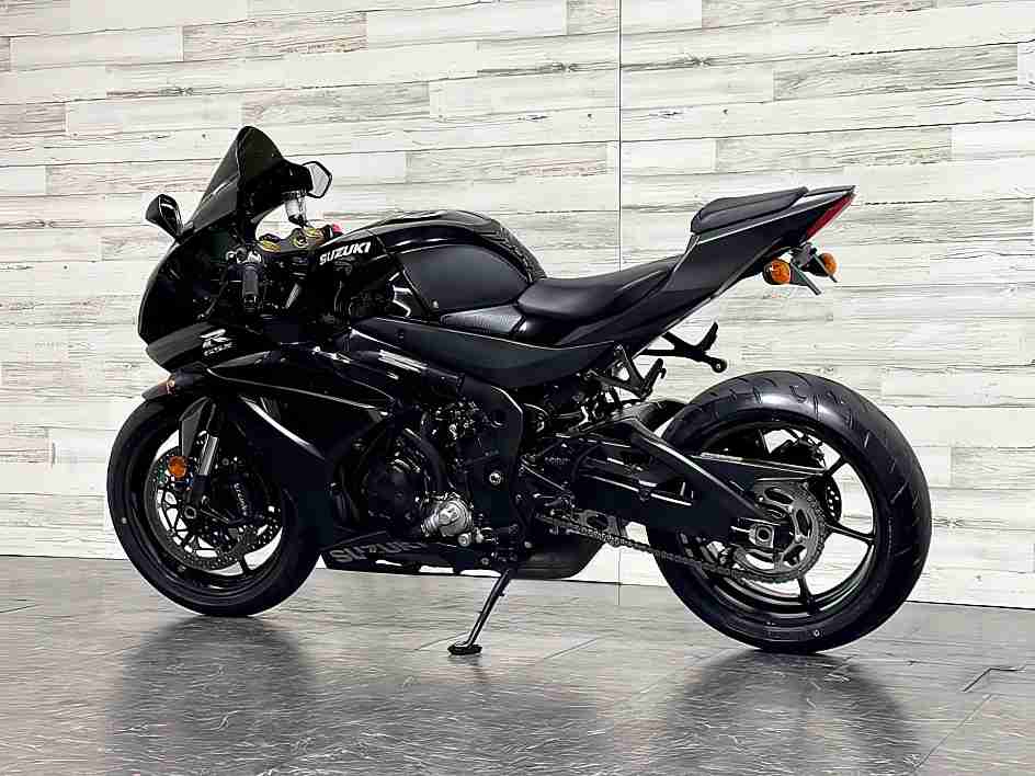 2023 Suzuki GSX R1000 available