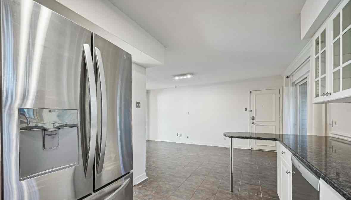 2 Bedroom & 2 Bathroom Apartment