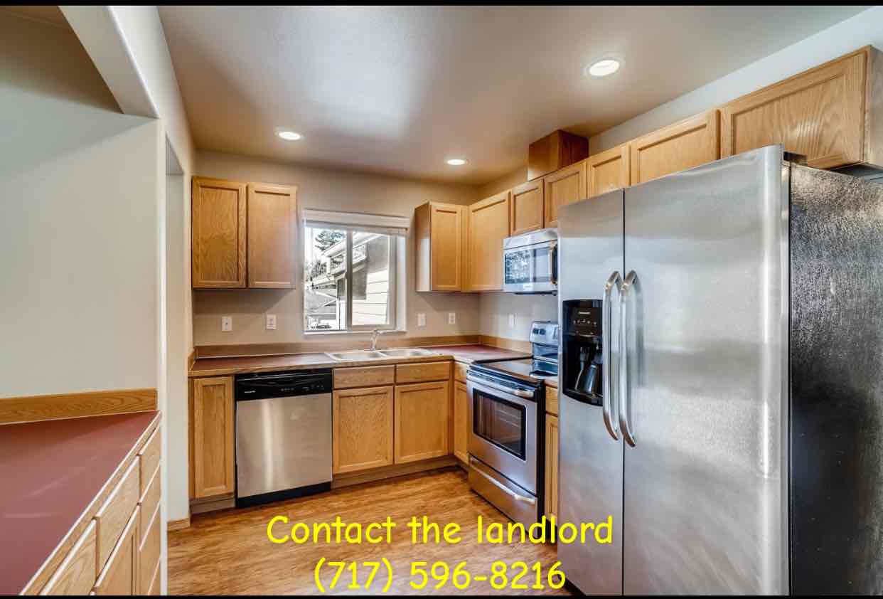 3BEDS & 2BATHS Available For Rent