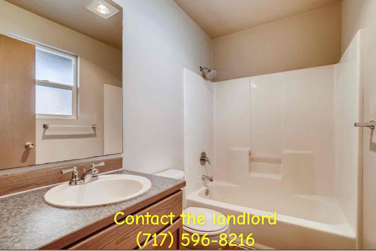3BEDS & 2BATHS Available For Rent