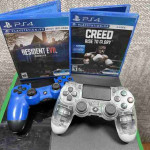 Tested. Comes with: console, 2 controllers, 2 games, power cord.