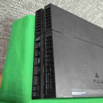 Tested. Comes with: console, 2 controllers, 2 games, power cord.