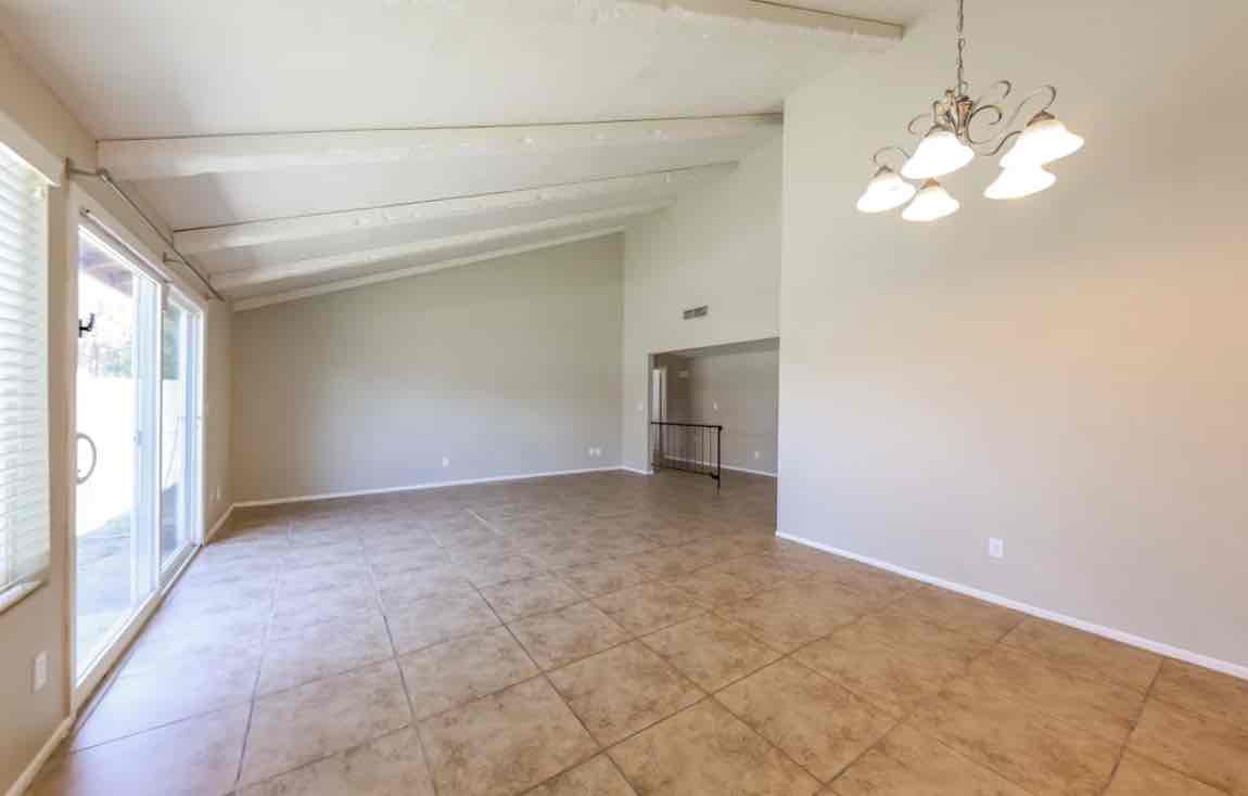SINGLE FAMILY HOME