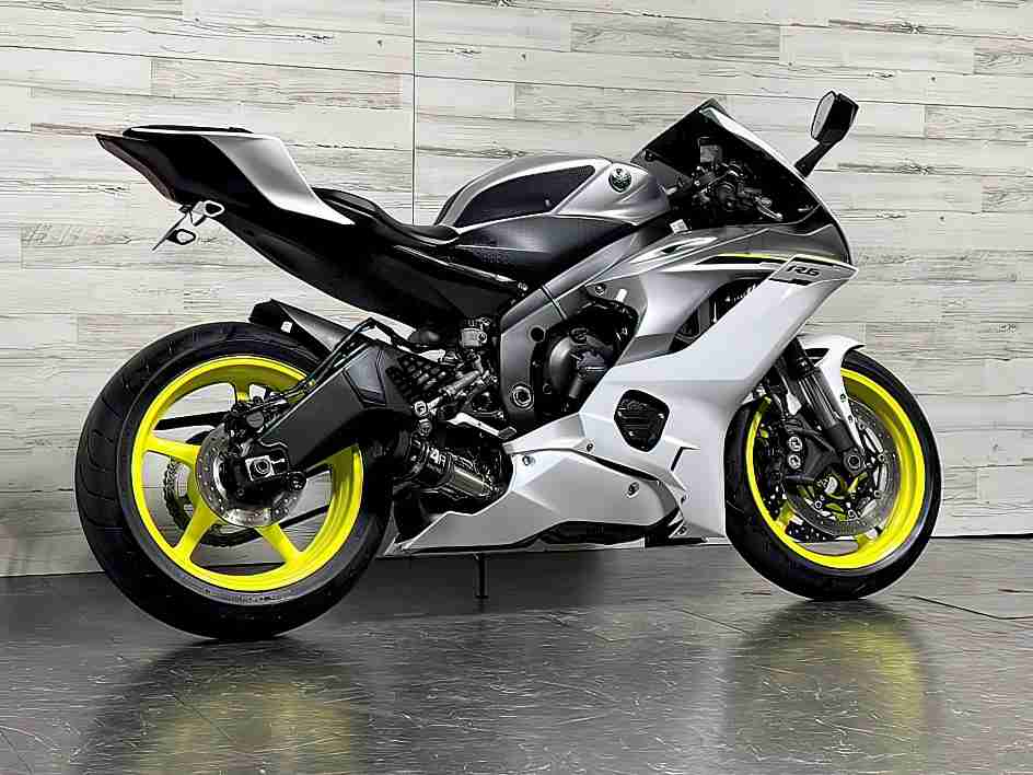 2017 Yamaha R6