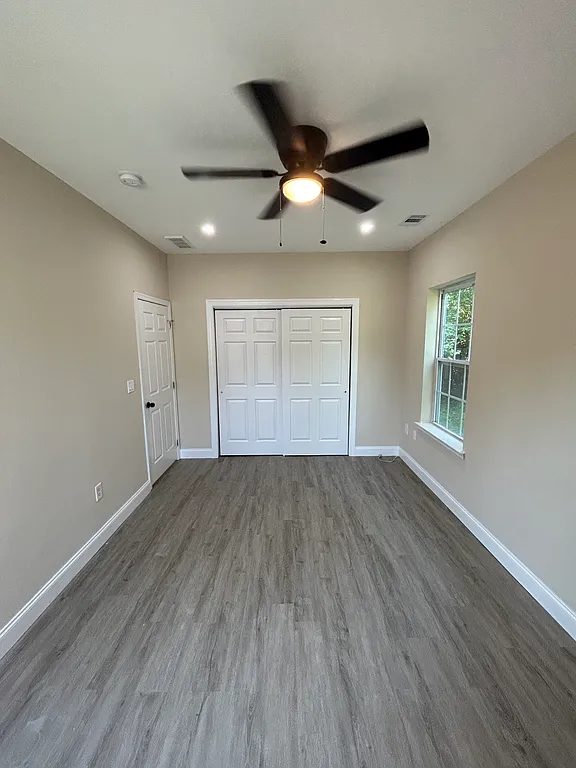 2 bedroom and 1 Bathroom