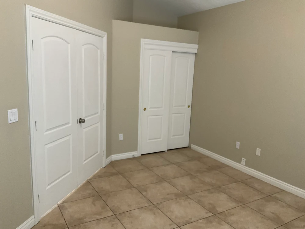 Home for rent 3 beds 2 baths