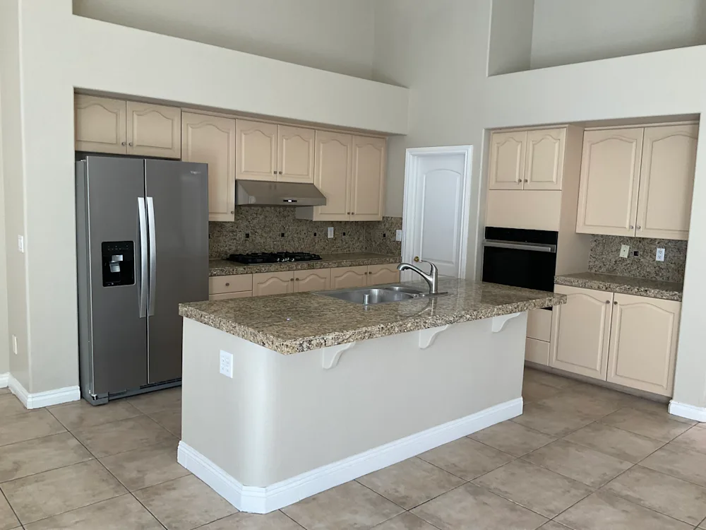 Home for rent 3 beds 2 baths