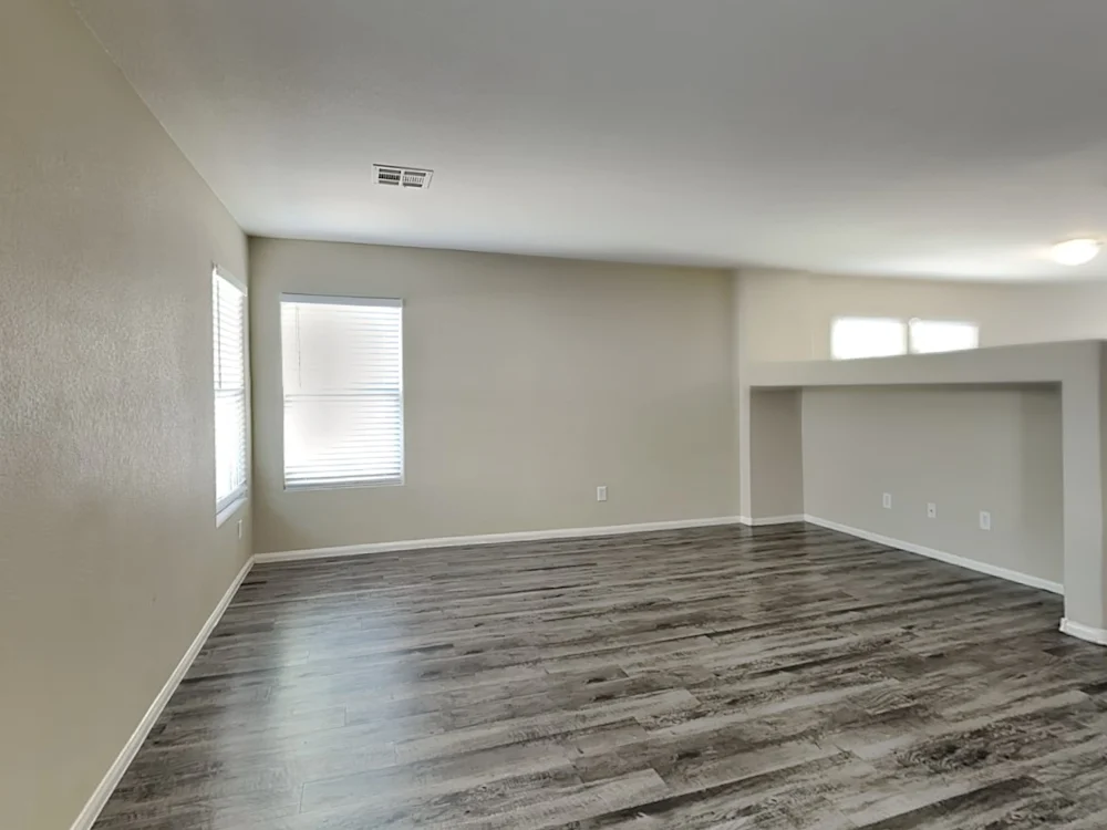 Home for rent 3 beds 2 baths