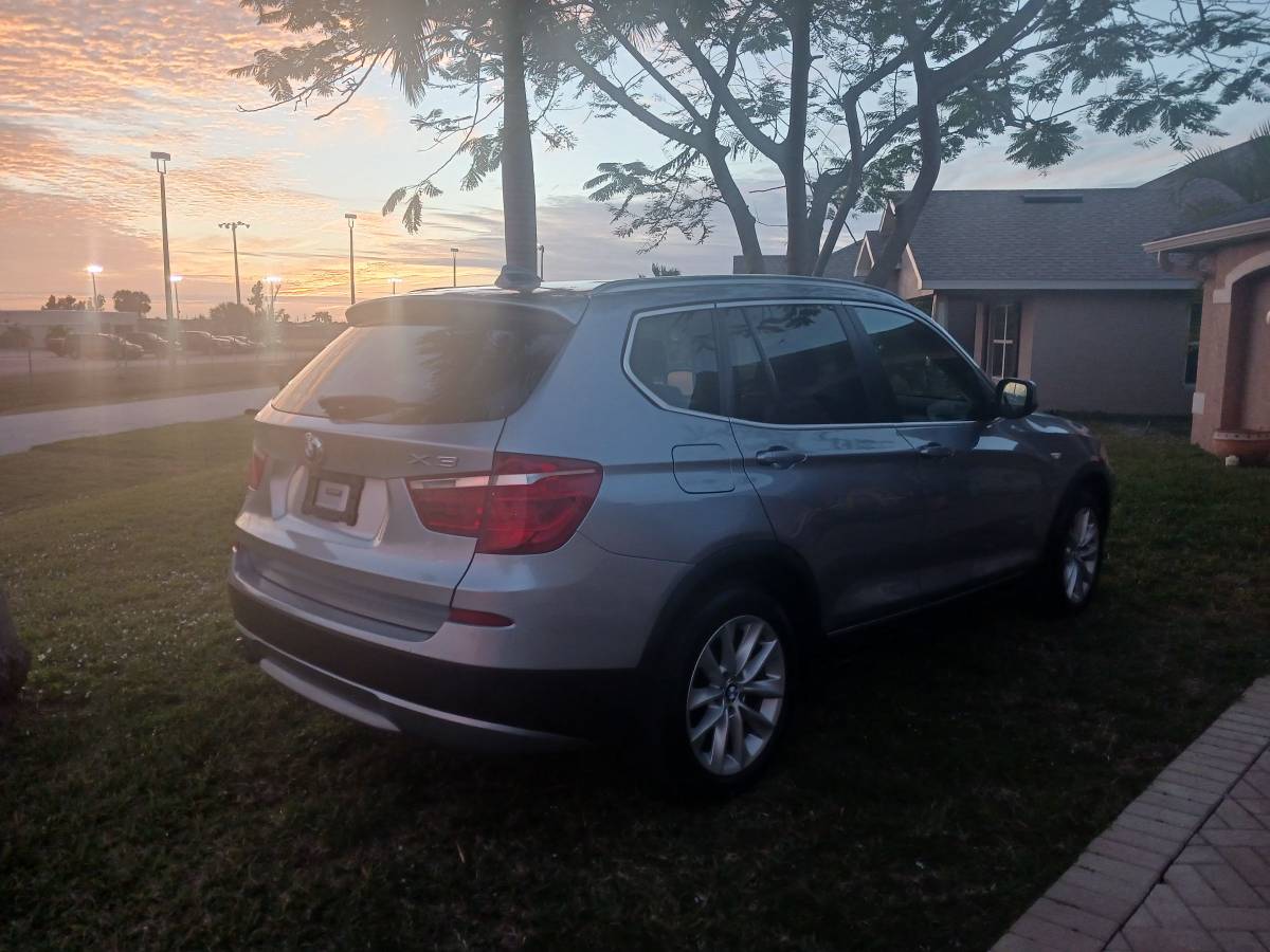 2011 BMW X3 xDrive28i AWD 145,000 mi