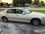 2001 Lincoln Town Car 124,000 mi