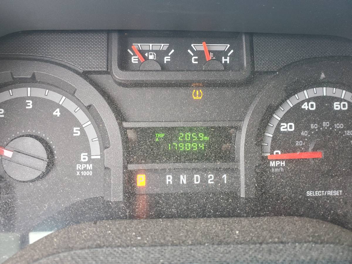 Ford E-250 115,000 mi