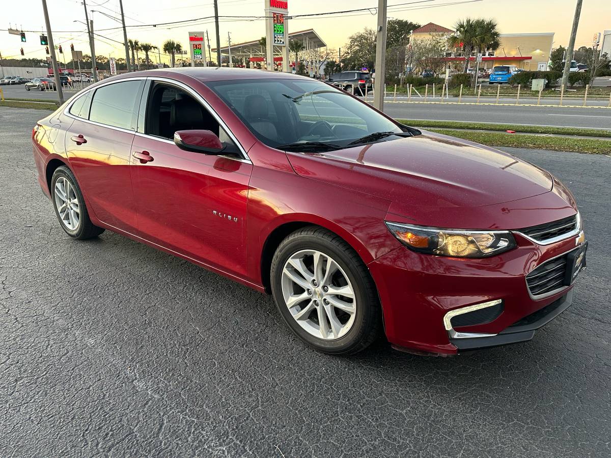 2016 Chevrolet Malibu 114,000 mi