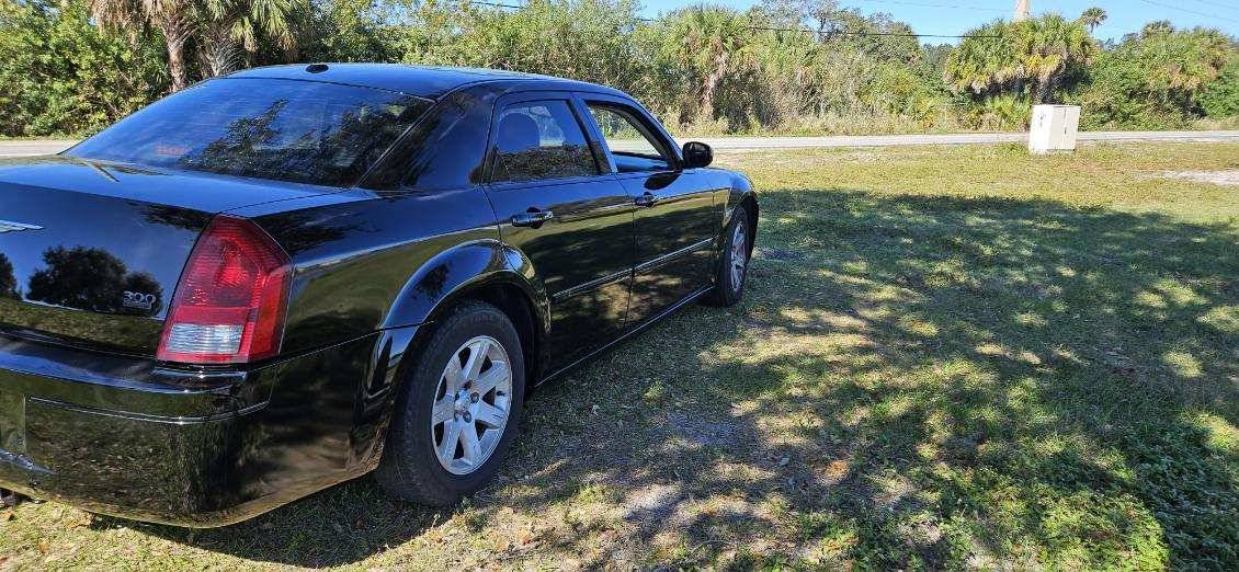 2006 Chrysler 300 122,000 mi