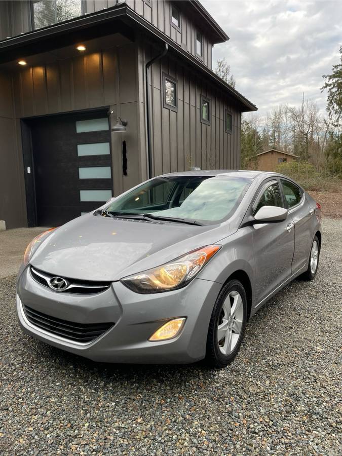 2013 Hyundai Elantra GLS FWD 114,000 mi