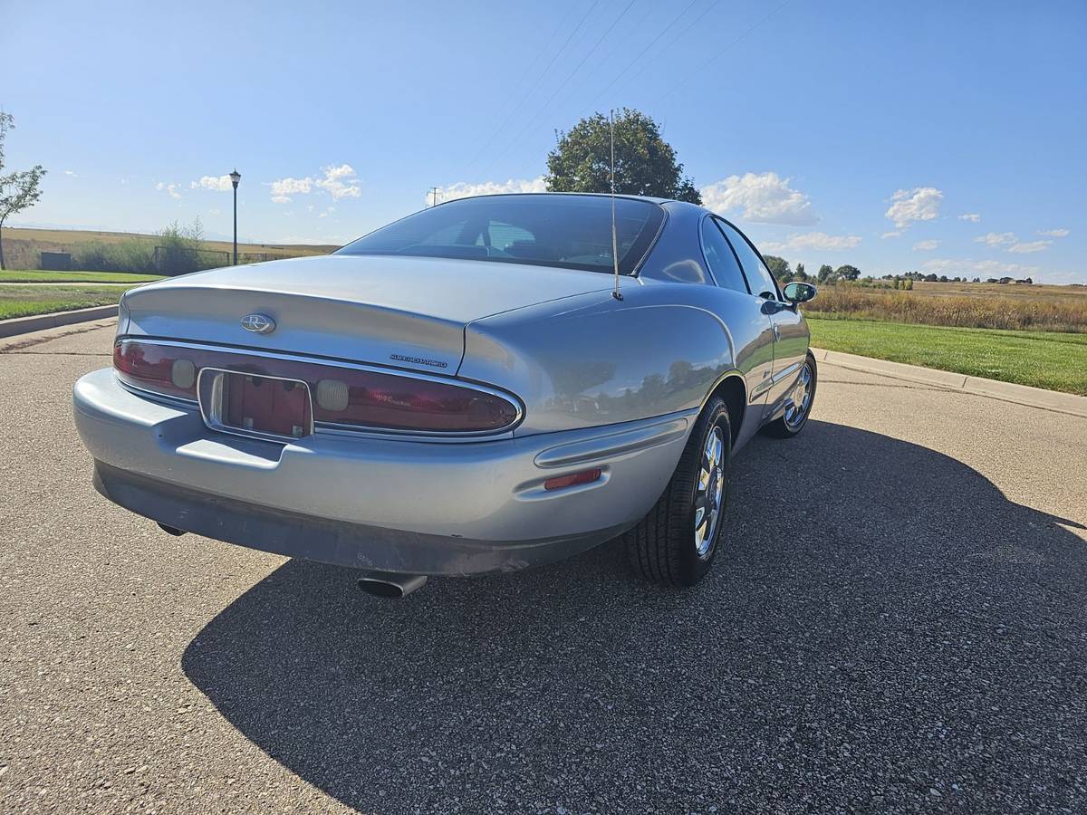 1997 Buick Riviera Supercharged 2dr Coupe FWD 125,000 mi