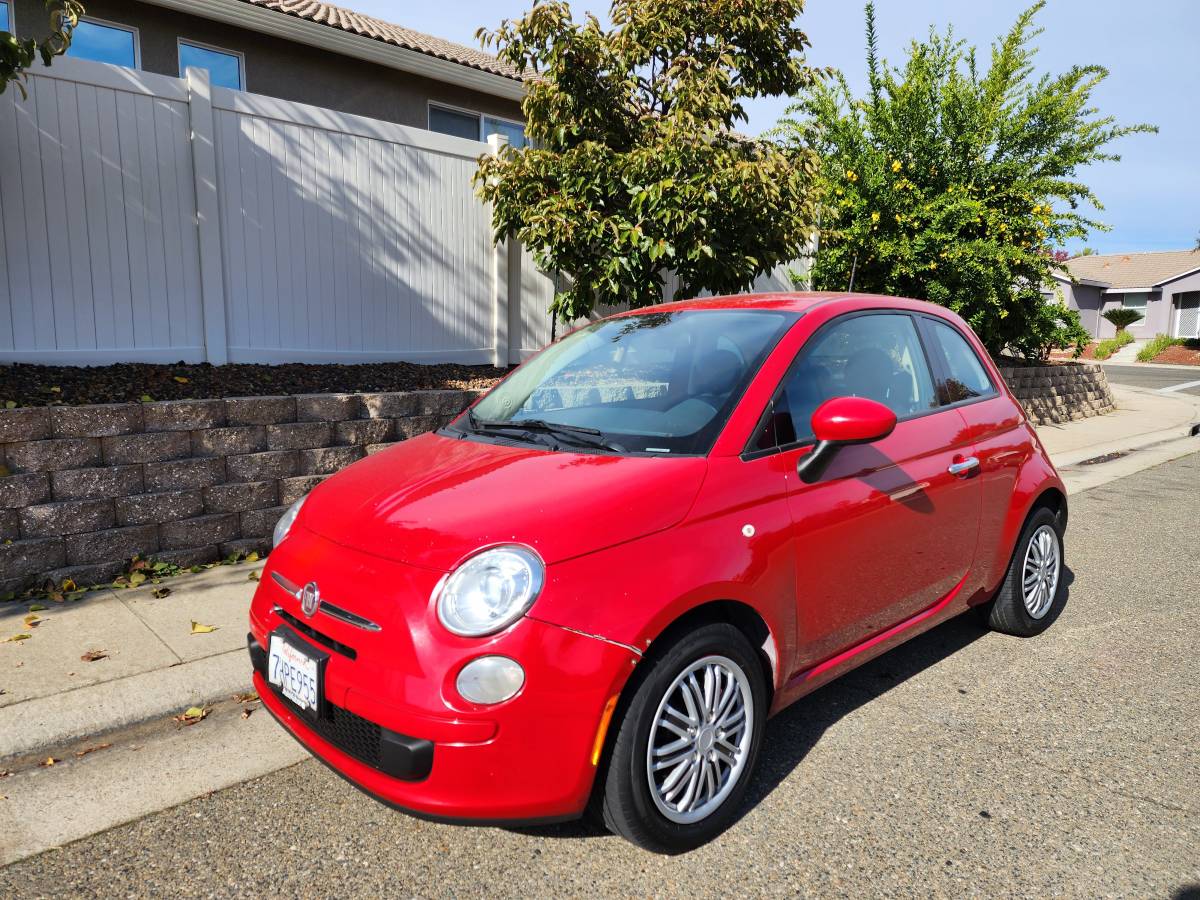 2015 FIAT 500 122,000 mi