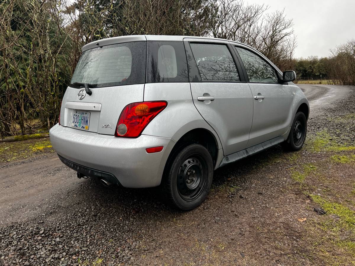 2005 Scion xA 83,000 mi