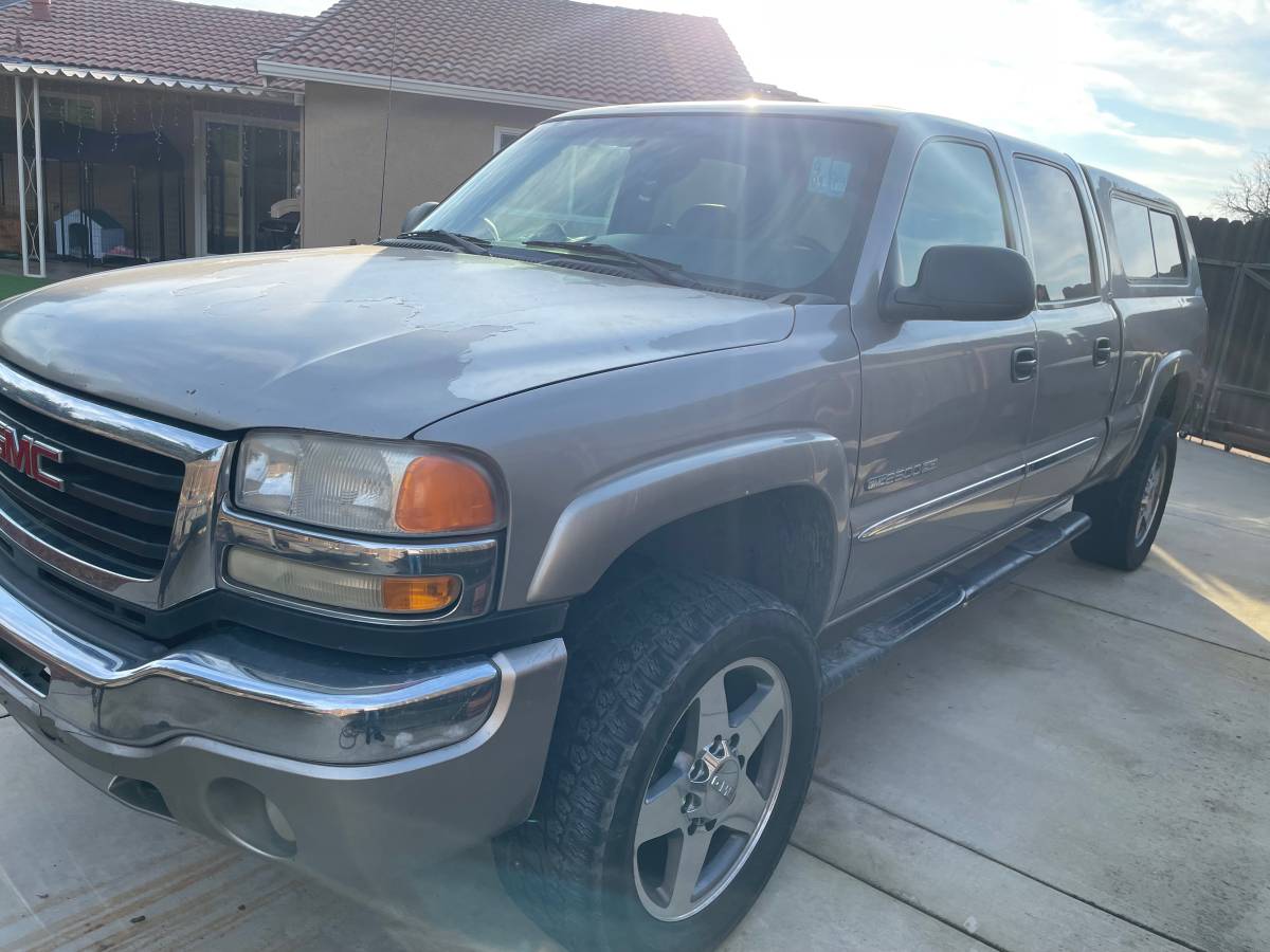 2003 GMC Sierra 2500 123,000 mi