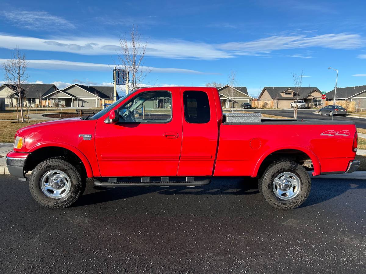 2002 Ford F-150 74,000 mi
