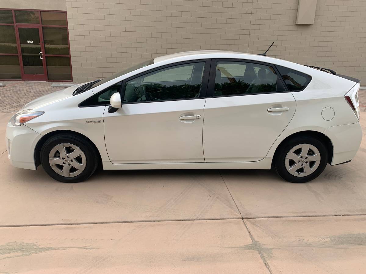 2011 Toyota Prius 56,000 mi