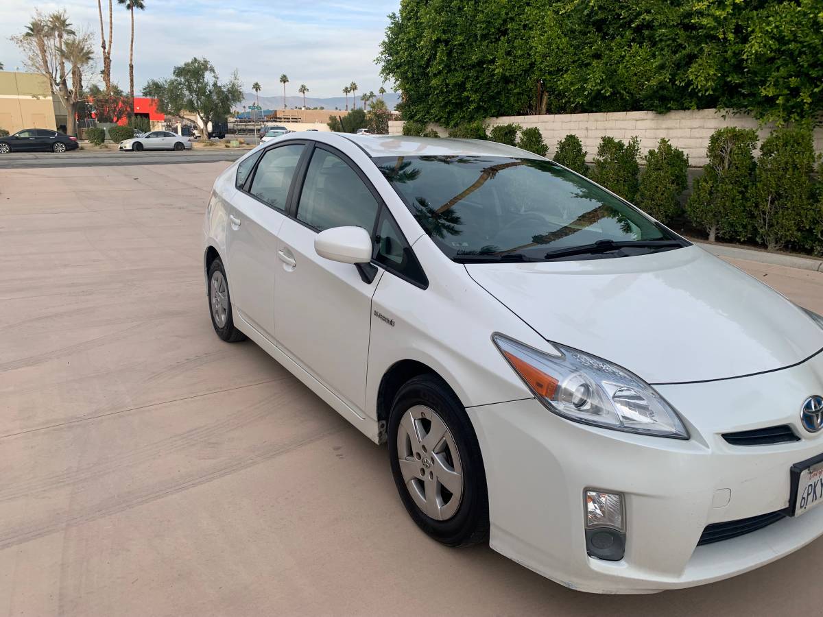 2011 Toyota Prius 56,000 mi