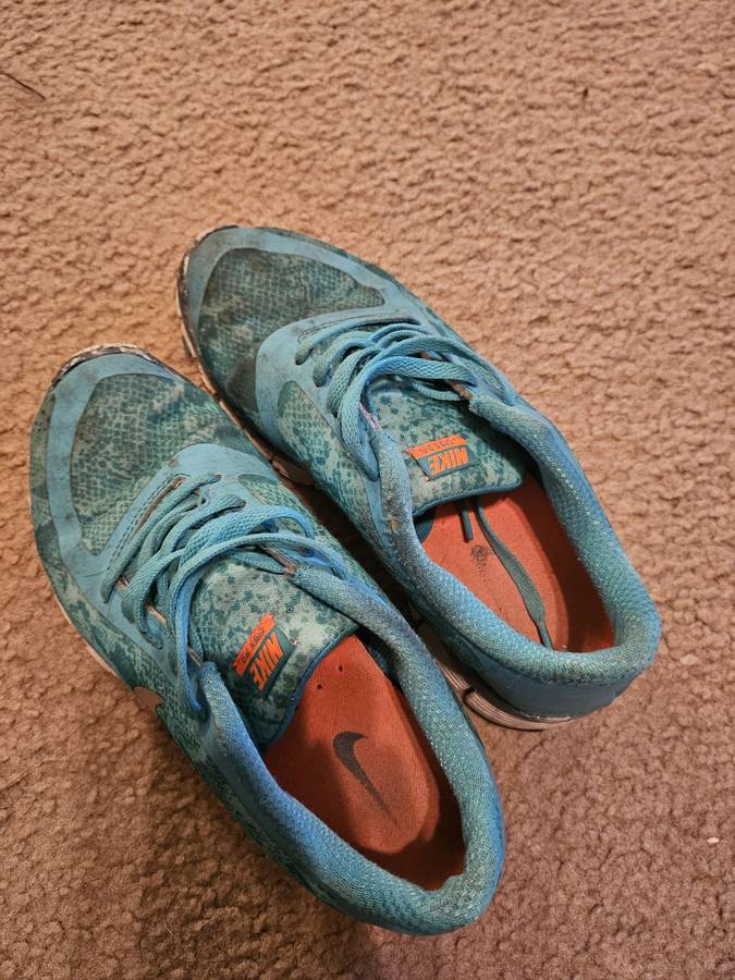 Dirty gym/work shoes womens